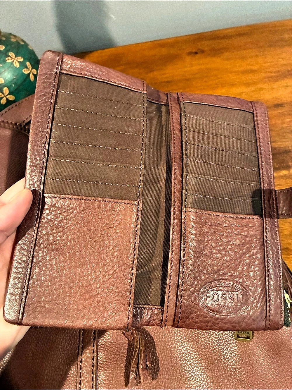 Fossil Brown Leather Shoulder Bag & Wallet - Picture 12 of 15